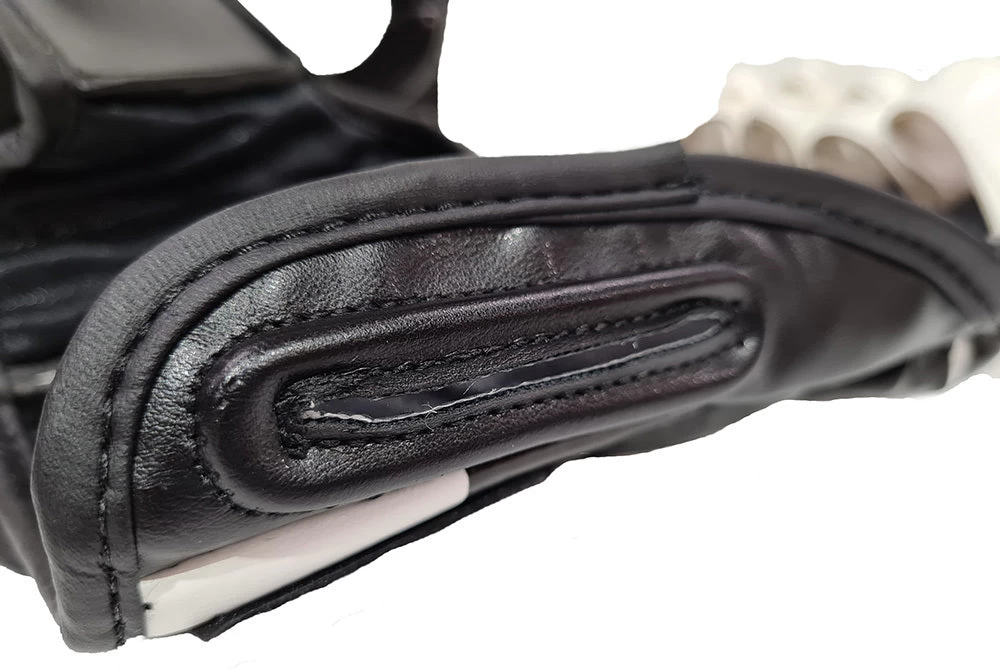 MORGAN PRE CURVED MMA GLOVES 2 MORGAN PRE CURVED MMA GLOVES - Image 2