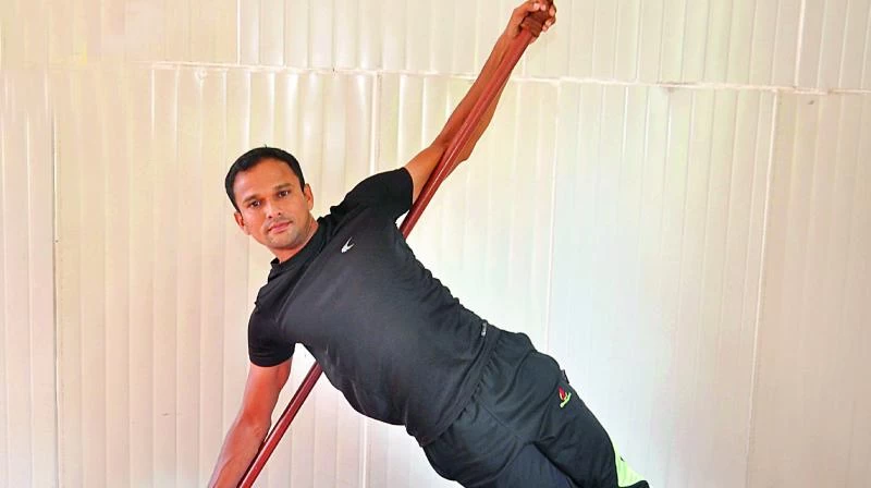 Morgan Red Oak Tapered Bo/Stretch Stick (72'' - 180cm) 4 Morgan Red Oak Tapered Bo/Stretch Stick (72'' - 180cm) - Image 4